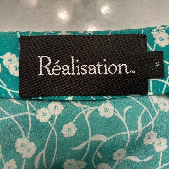 Réalisation Par Amelia Midi Dress in Poison Ivy - Picture 7 of 10